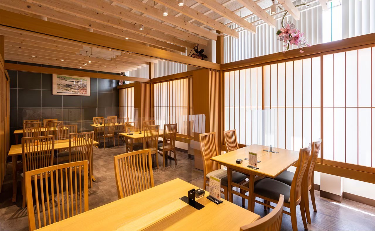 一膳の落ち着いた和の個室空間